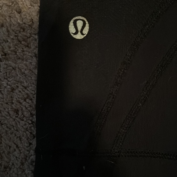 Black lululemon leggings - Picture 3 of 4